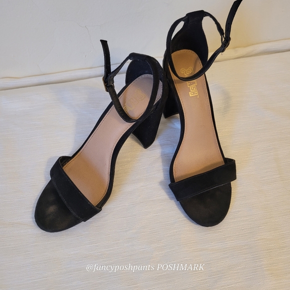 Chunky heel adjustable strap dressy sandal party prom dance shoe - Picture 3 of 17